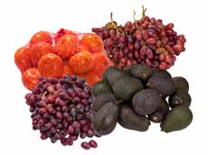 Mandarijnen net van 1 kilo, avocado bakje met 2 stuks, blauwe bessen bakje van 125 gram, rode druiven pitloos bak van 500 gram