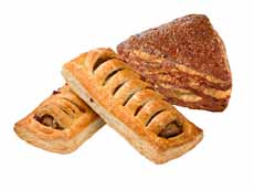 Frikandelbroodje of triangel croissant